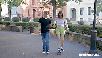 Young Skater Gets Oral And Pussy Fuck In Outdoor