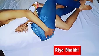 Satisfy Your Desires With Hot And Sexy Riya Bhabi1 In This Steamy Video