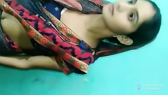 Naik Kuda Intens Dan Creampie Dari Remaja India Bobby Bhabhi