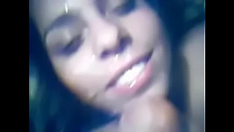 Éjaculation Faciale Pour Une Superbe Fille Argentine