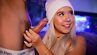 Katsella Kolumbian Babe Viaton Näyttää Ilo Kukko Villisti Webcam