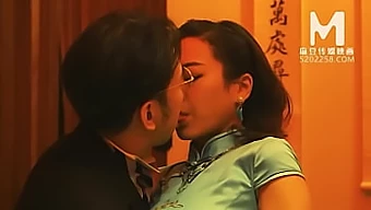 La meilleure vidéo porno asiatique originale avec un baiser excité et une finition orgasmique