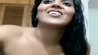 Sinnliches Selbstvergnügen Eines Desi Girls