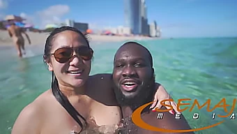 Pawg Interracial Desfruta De Nudez Ao Ar Livre Em Miami