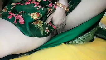 สาว Desi เผยชุดชั้นในภายใต้ Saree ในวิดีโอนวด