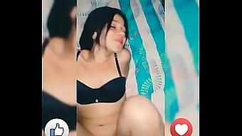 Cặp đôi thực tế chia sẻ video sex nóng bỏng trên Facebook với nhiều lợi ích bổ sung