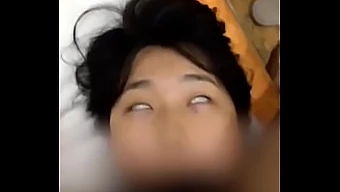 Ahegao Facial Après Une Leçon De Gorge Profonde