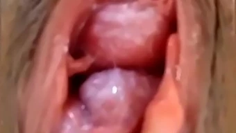 Extrem dilatation och orgasm med en massiv dildo