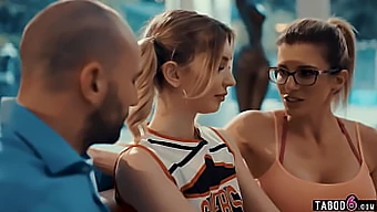 Suami Cory Chase Bermasalah Dengan Cheerleader Muda